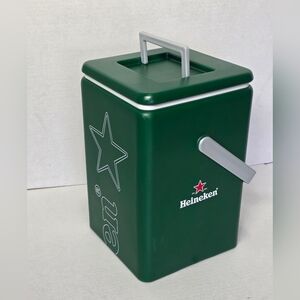Heineken Plastic Cooler Holds 8 Short Cans Promotional Item